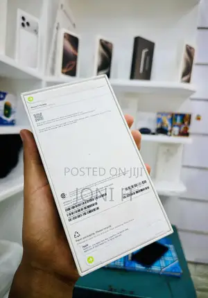 New Apple iPhone 17 Pro Max 256 GB Orange