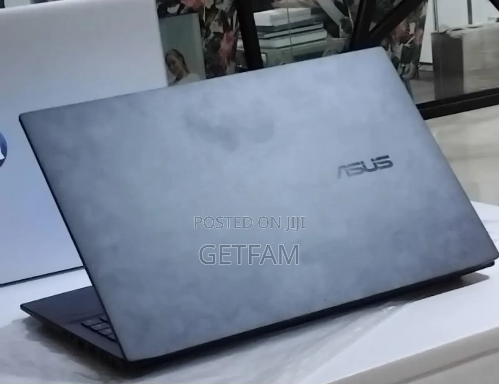 New Laptop Asus VivoBook 15 X505BA 16GB Intel Core i9 SSD 512GB