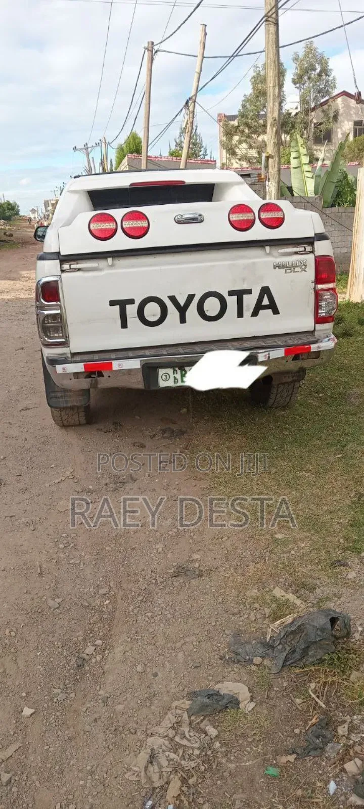 Toyota Hilux 2013 White