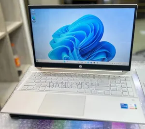 New Laptop HP Pavilion 15 8GB Intel Core i5 SSD 512GB