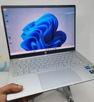 New Laptop HP Pavilion 14 16GB Intel Core i7 SSD 512GB