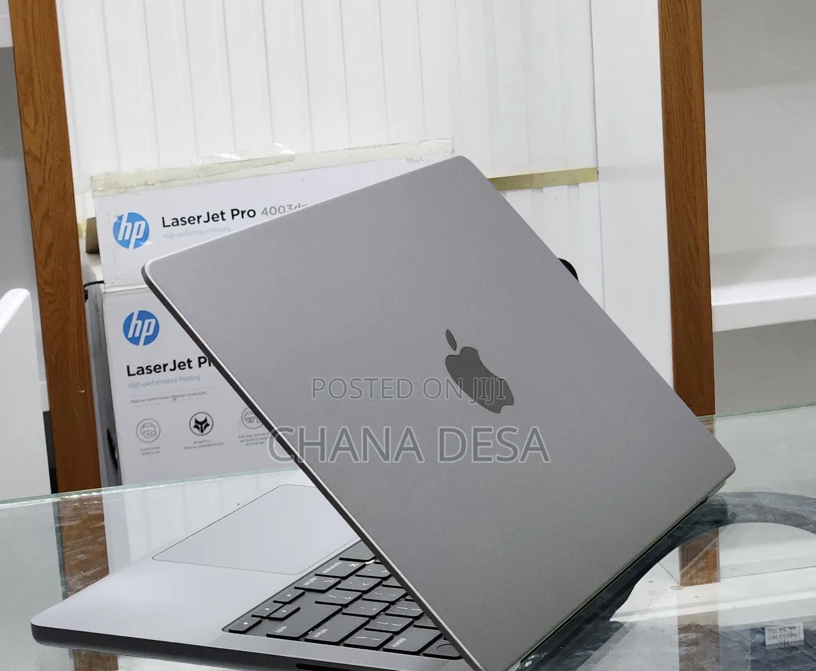 New Laptop Apple MacBook Pro M1 16GB Apple M1 Pro SSD 512GB