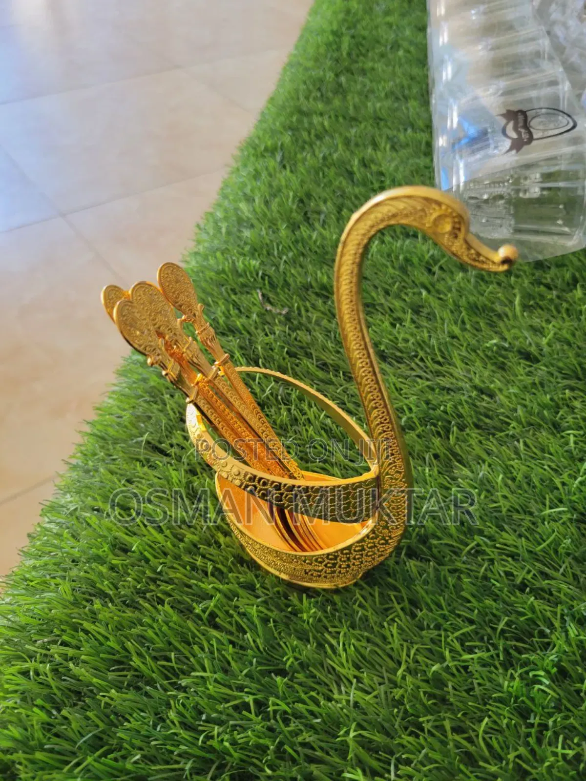 Small Spoons Swan Holder