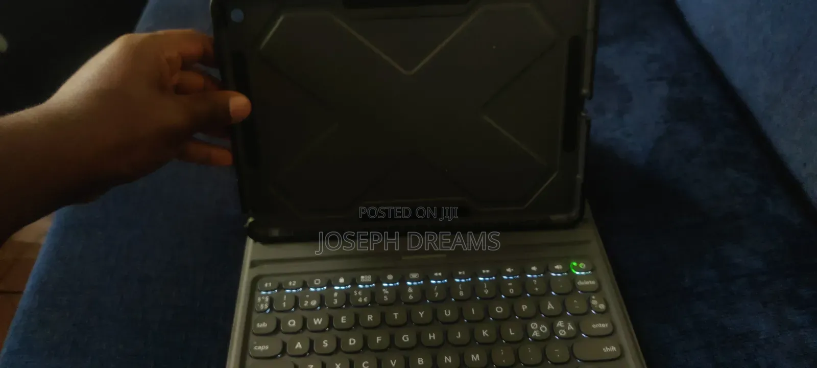 Zagg Pro Original American Keyboard for iPad and Tab