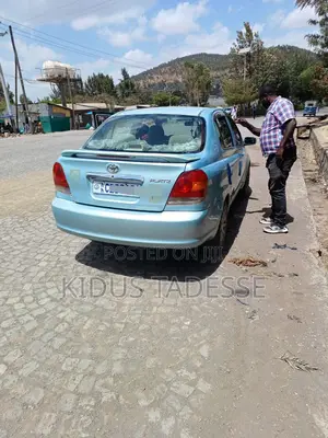Toyota Platz 2005 Blue