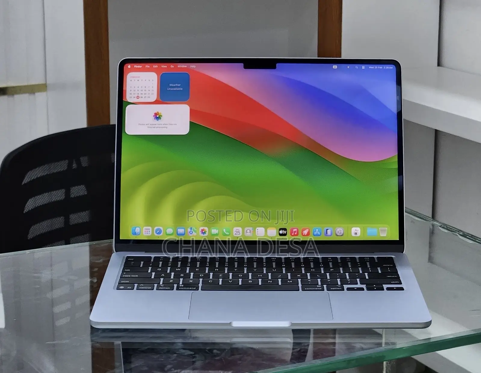 New Laptop Apple MacBook Air 2025 M4 15-inch 16GB Apple M4 SSD 256GB