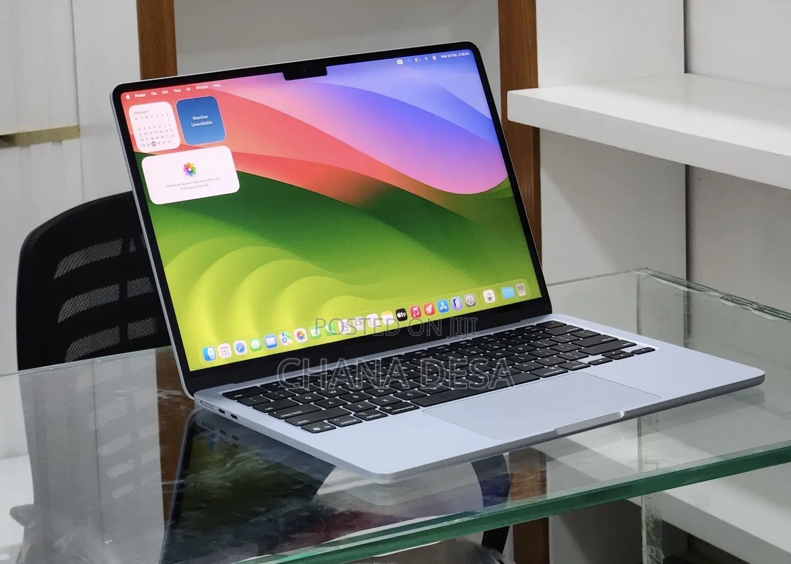 New Laptop Apple MacBook Air 2025 M4 15-inch 16GB Apple M4 SSD 256GB