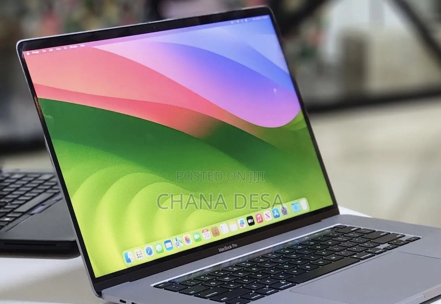 New Laptop Apple MacBook Pro 2019 32GB Intel Core i7 SSD 512GB