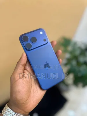 New Apple iPhone 17 Pro 256 GB Blue
