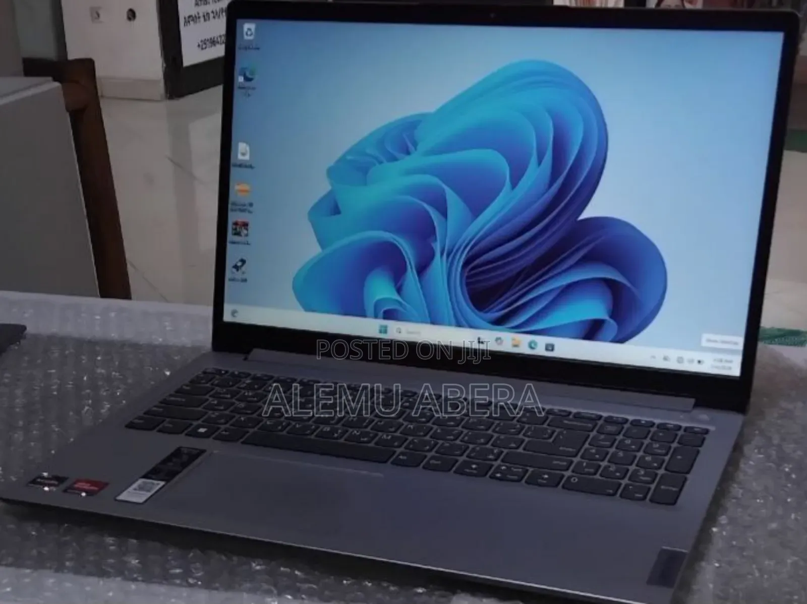 New Laptop Lenovo Ideapad 3 8GB AMD Ryzen 5 SSD 512GB