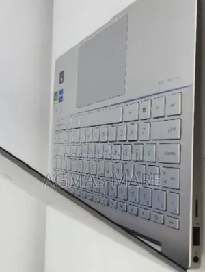 New Laptop HP Pavilion 14 16GB Intel Core i7 SSD 512GB