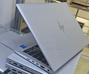 New Laptop HP EliteBook 830 G8 16GB Intel Core i5 SSD 512GB