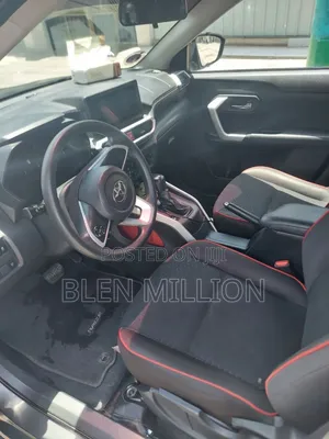 Toyota Raize 2023 Gray