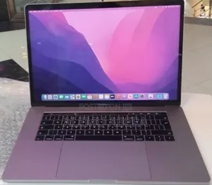 New Laptop Apple MacBook Pro 2017 16GB Intel Core i7 SSD 512GB