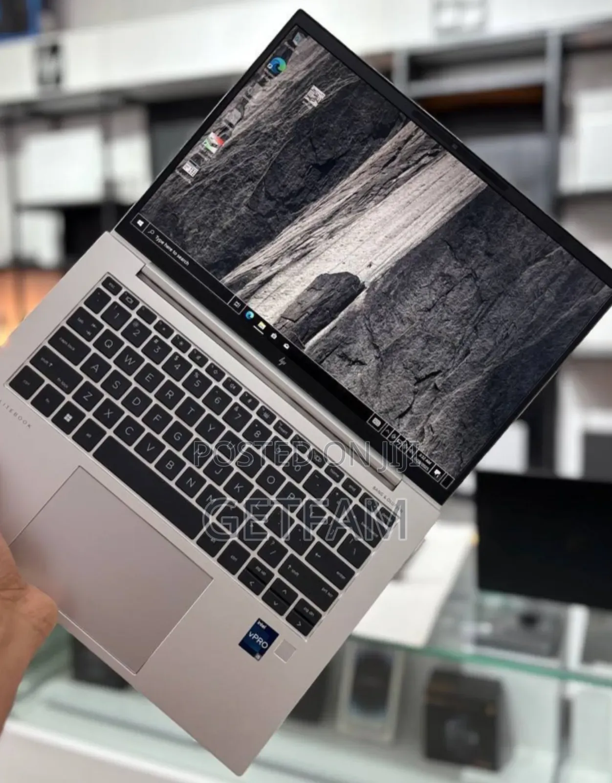 New Laptop HP EliteBook 840 G9 16GB Intel Core i5 SSD 2T