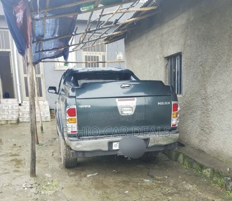 Toyota Hilux 2007 Green