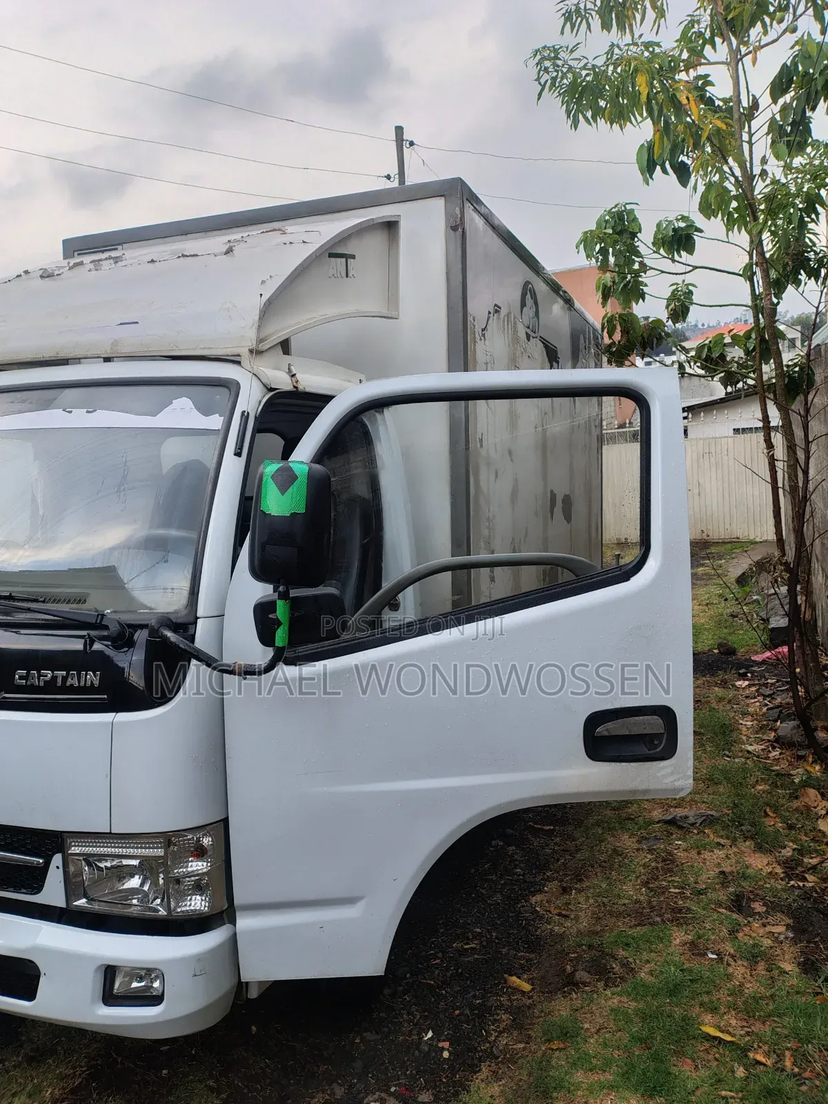 Isuzu Dongfeng Glory 2021 White