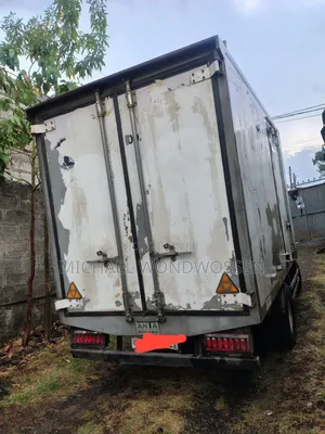 Isuzu Dongfeng Glory 2021 White