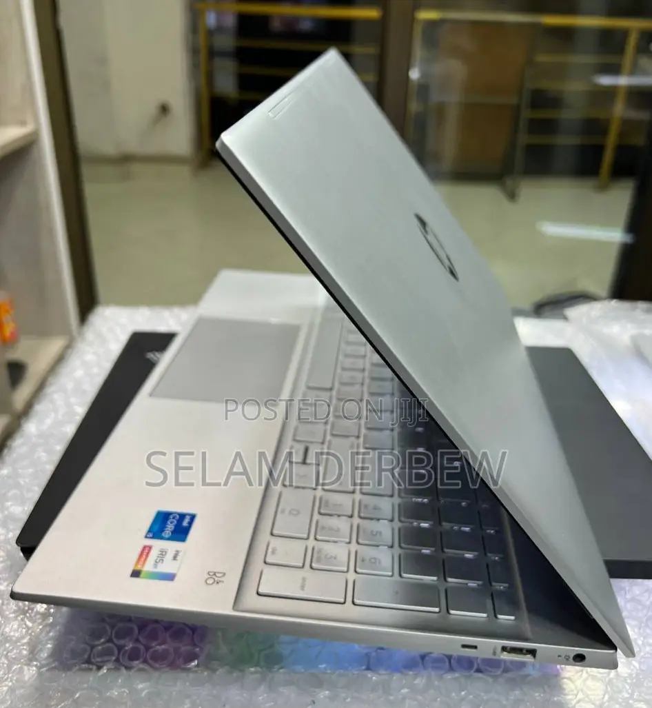 New Laptop HP Pavilion 15 8GB Intel Core i5 SSD 512GB