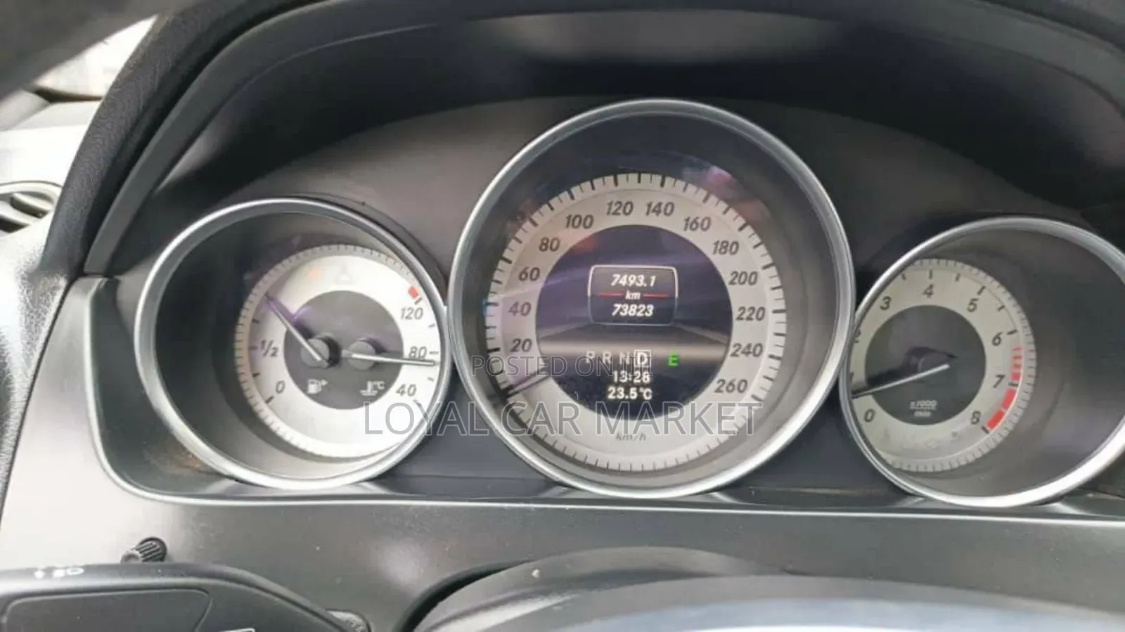 Mercedes-Benz C180 2012 Brown