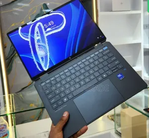 New Laptop HP OmniBook X Flip 14" 16GB Intel Core Ultra 7 SSD 1T