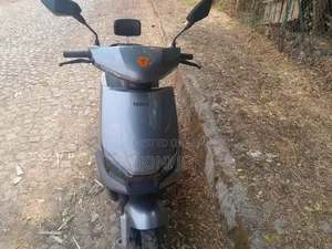 New Yadea Velax 2025 Gray