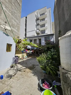 3bdrm House in Nifas Silk-Lafto for sale