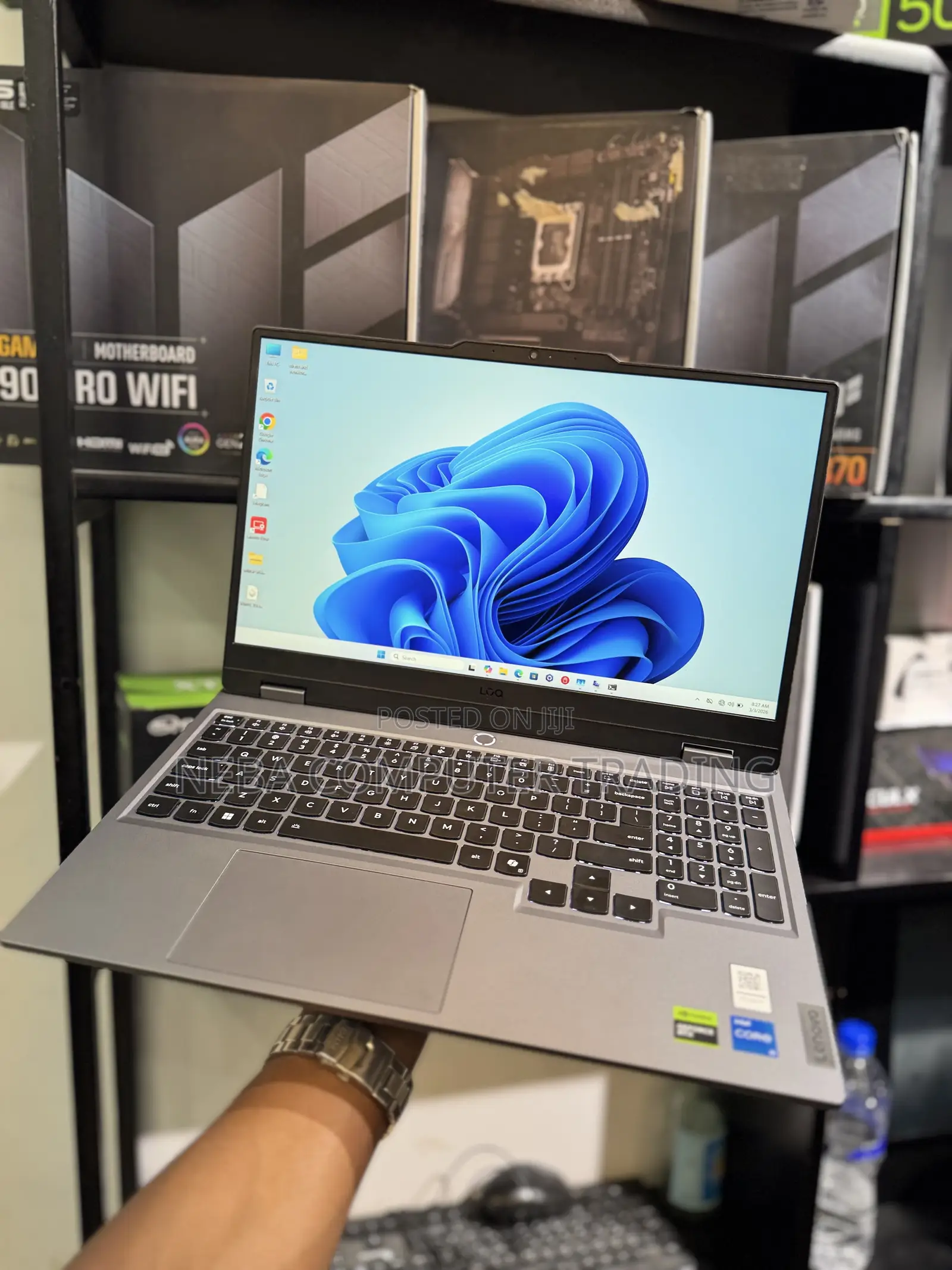 New Laptop Lenovo LOQ 15AHP10 16GB Intel Core i5 SSD 512GB