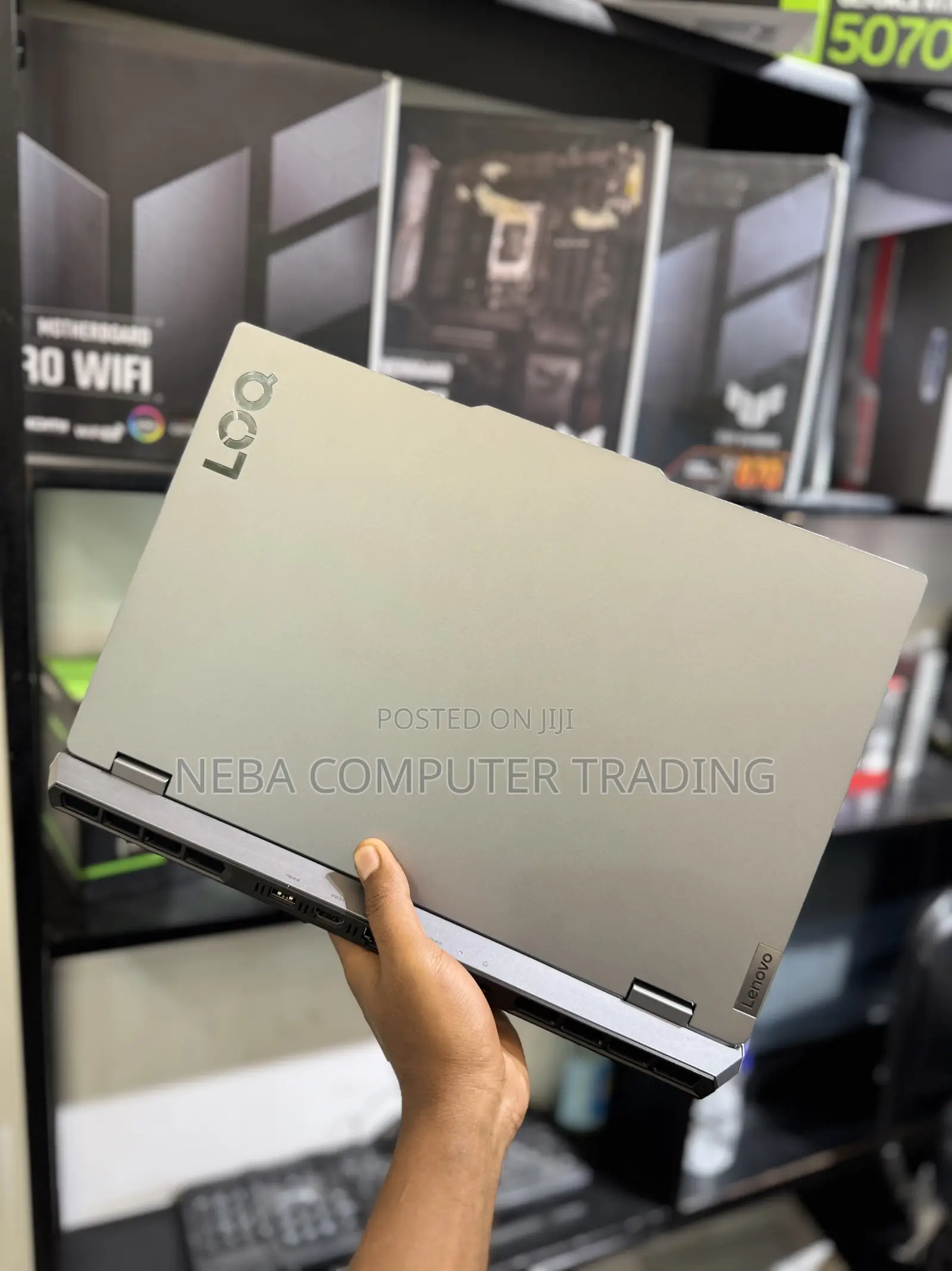 New Laptop Lenovo LOQ 15AHP10 16GB Intel Core i5 SSD 512GB