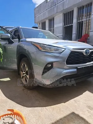 New Toyota Highlander Hybrid 2023 Blue