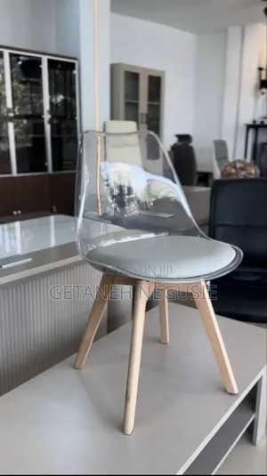 Cafe And Restaurant Chair And Tabe