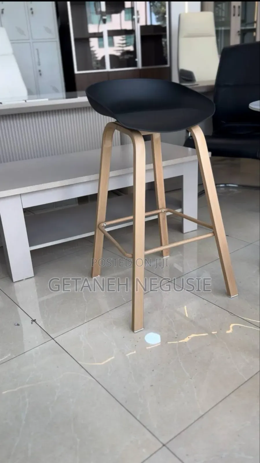 Cafe And Restaurant Chair And Tabe