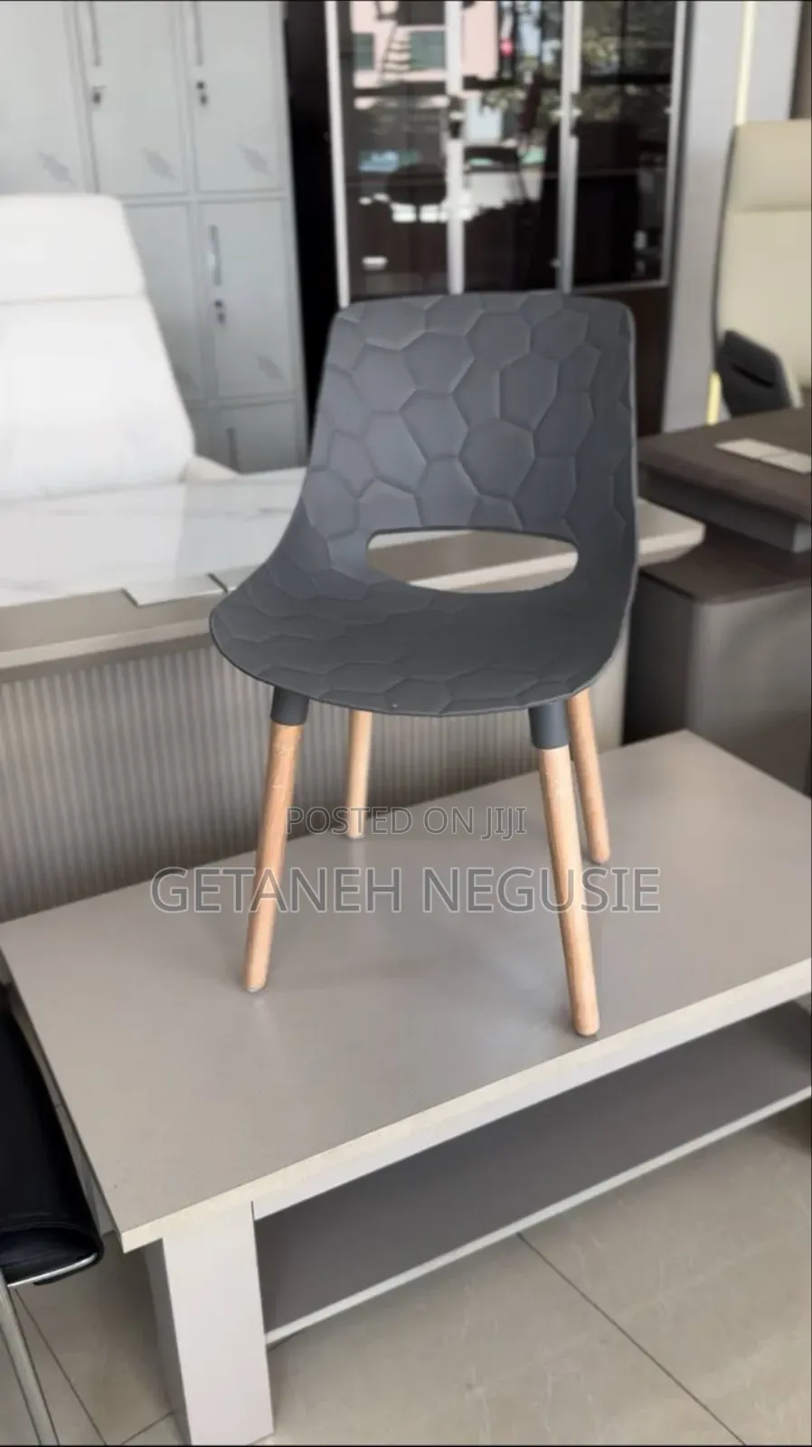 Cafe And Restaurant Chair And Tabe