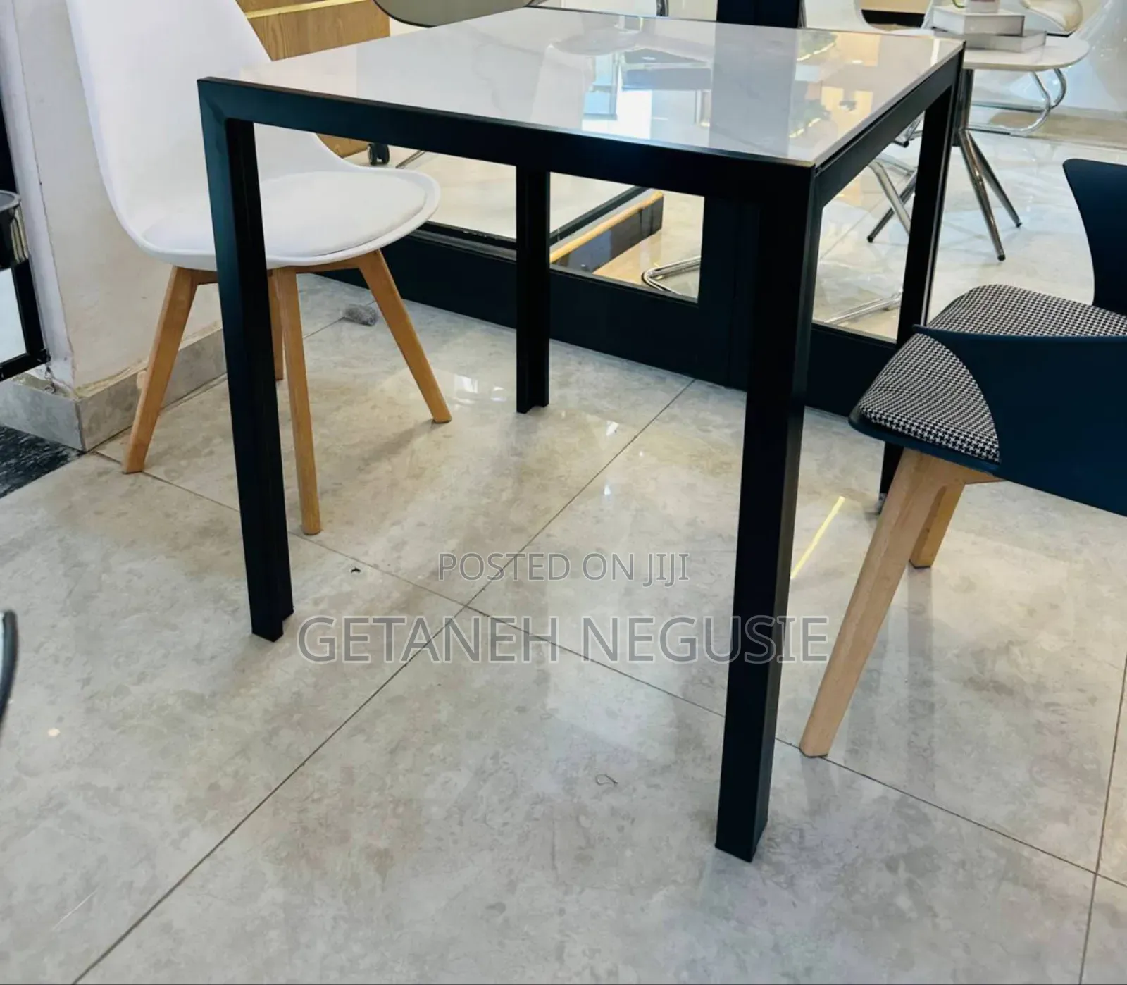 Cafe And Restaurant Chair And Tabe