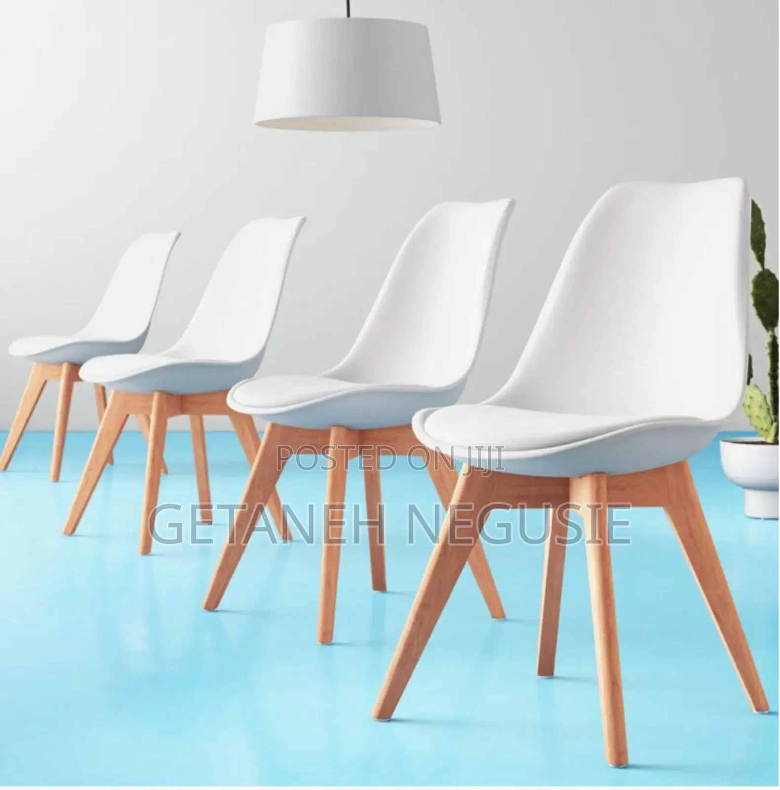 Cafe And Restaurant Chair And Tabe