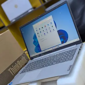 New Laptop Lenovo IdeaPad 1 16GB Intel Core i5 SSD 512GB