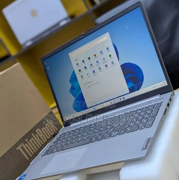 New Laptop Lenovo IdeaPad 1 16GB Intel Core i5 SSD 512GB