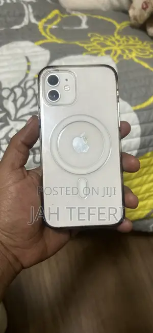 Apple iPhone 12 64 GB White