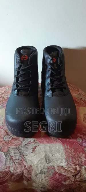 Heckel Safety Footwear