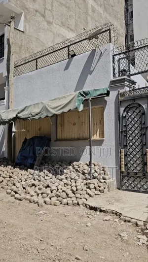 3bdrm House in Nifas Silk-Lafto for sale