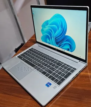 New Laptop HP EliteBook 850 G8 16GB Intel Core i7 SSD 256GB