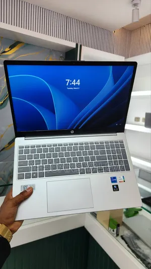 New Laptop HP Stream Notebook 16GB Intel Core i7 SSD 512GB