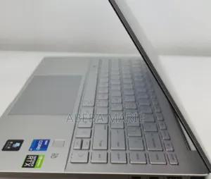 New Laptop HP Pavilion 14 16GB Intel Core i7 SSD 512GB