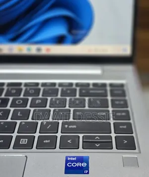 New Laptop HP EliteBook 640 G9 8GB Intel Core i7 SSD 512GB