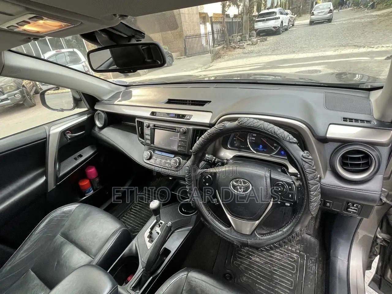 Toyota RAV4 2015 Brown