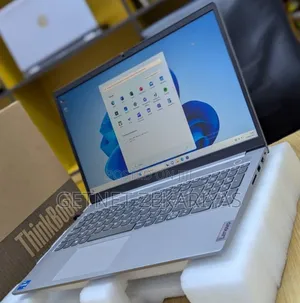 New Laptop Lenovo Ideapad 3 16GB Intel Core i5 SSD 512GB