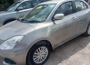 Suzuki Dzire 2022 Silver