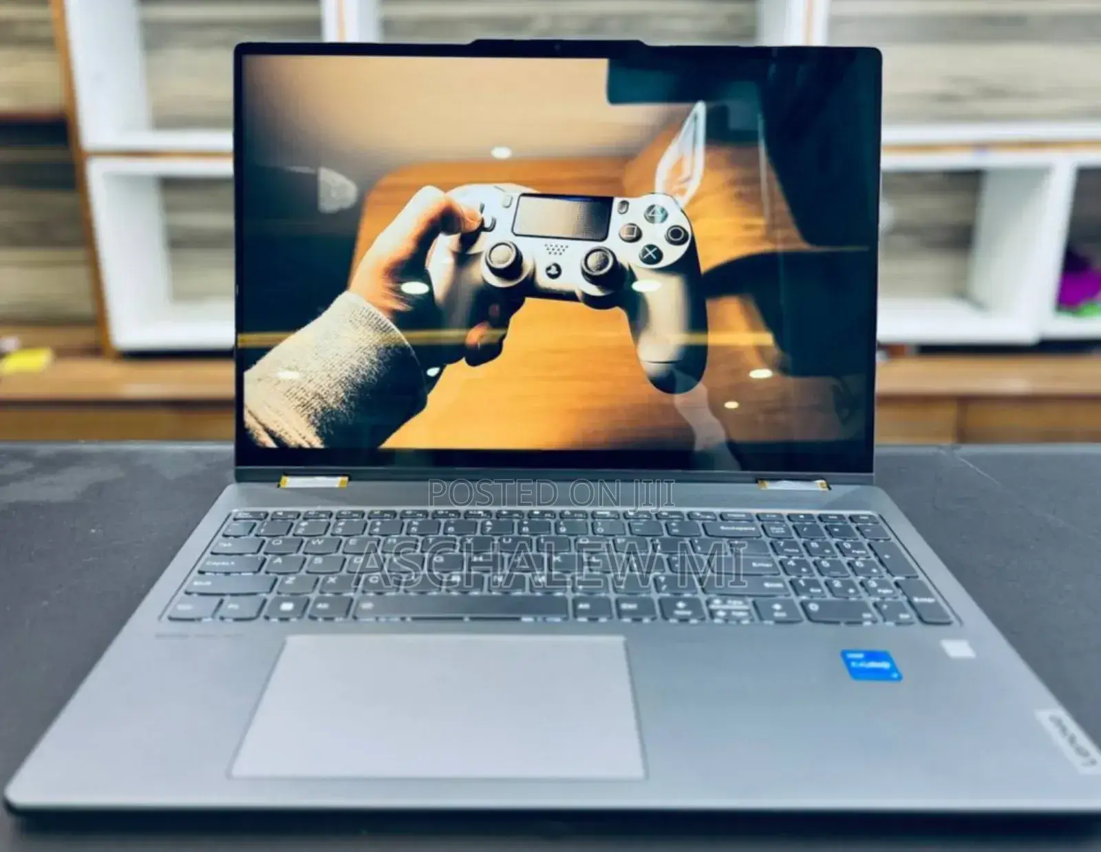 New Laptop Lenovo Yoga 7i 16GB Intel Core i7 SSD 512GB