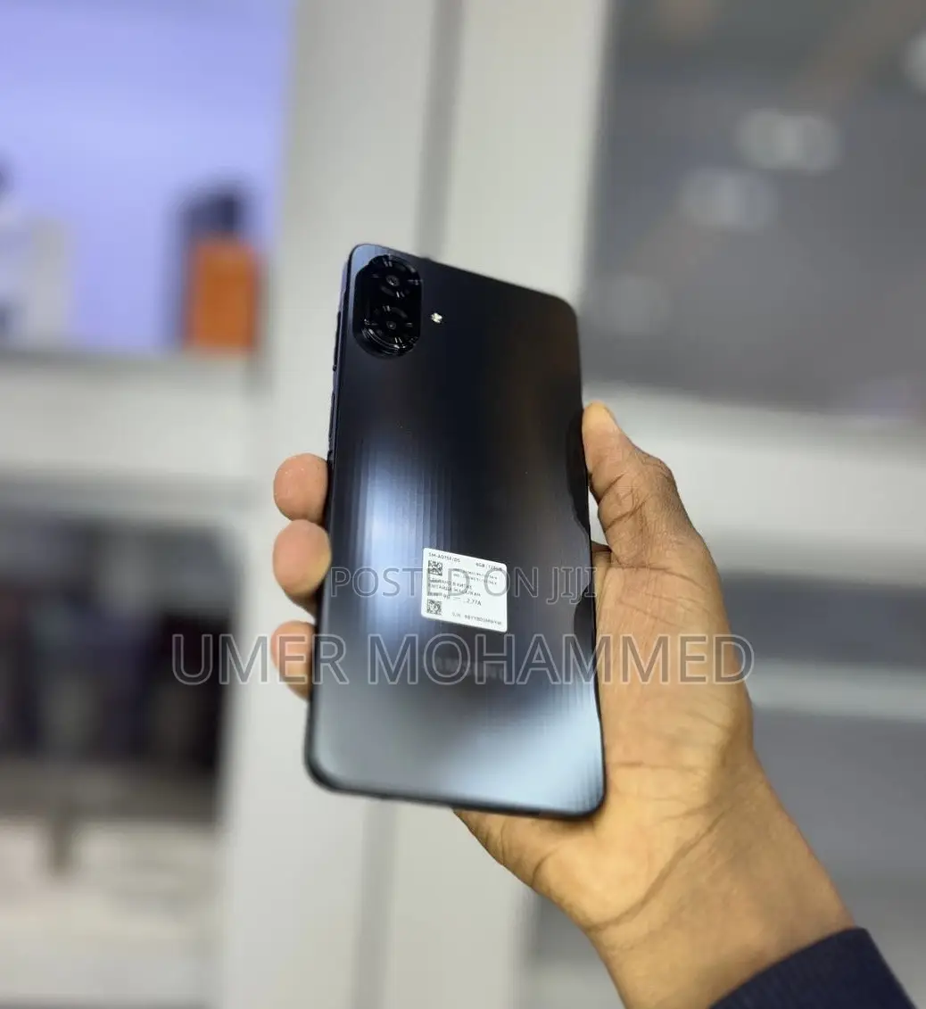 New Samsung Galaxy A07 4G 64 GB Black