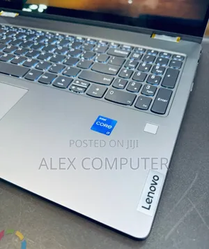 New Laptop Lenovo Yoga 7i 16GB Intel Core i7 SSD 512GB